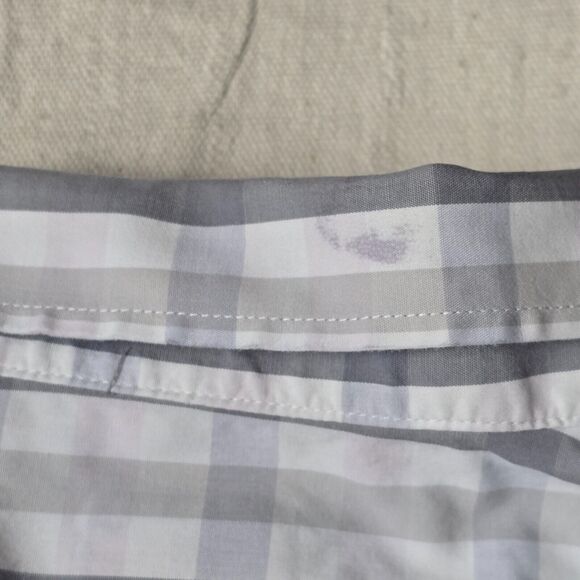 Gap Men’s Non-Iron Slim Fit Dress Shirt | Plaid Button-Up | Long Sleeve | Medium - Picture 14 of 16